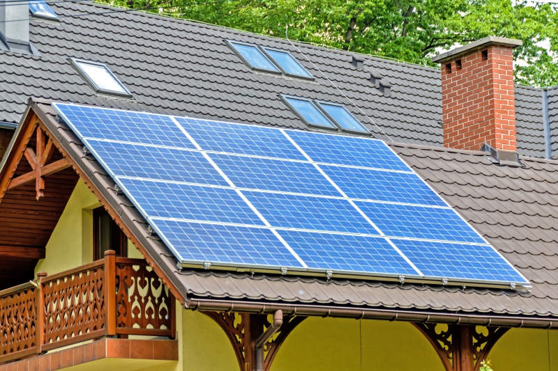 chauffagiste-VINON SUR VERDON-min_solar-panels-1477987